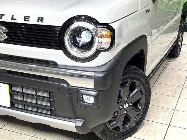 �yLED�w�b�h���C�g�z���V����ԑ��s�����ǍD�Ȏ��E���m�ۂ����S���ĉ^�]�ł��鍂�P�xLED�w�b�h���C�g�𑕔�!�_�����x�������A����d�͂��}�����Ă��܂��B