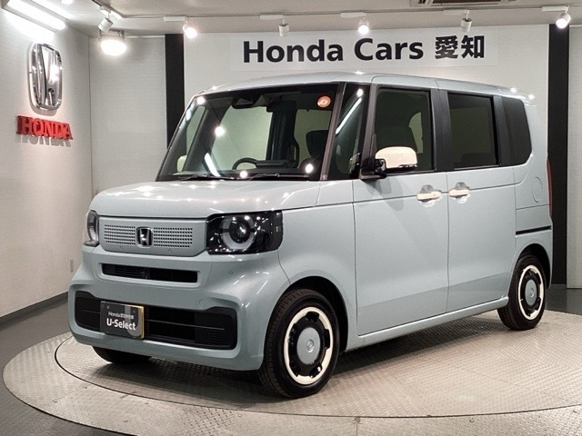 N-BOXファッションスタイル モノトーン