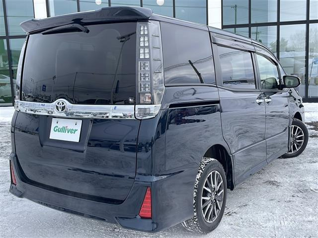 ヴォクシー2.0 ZS 煌II 4WD