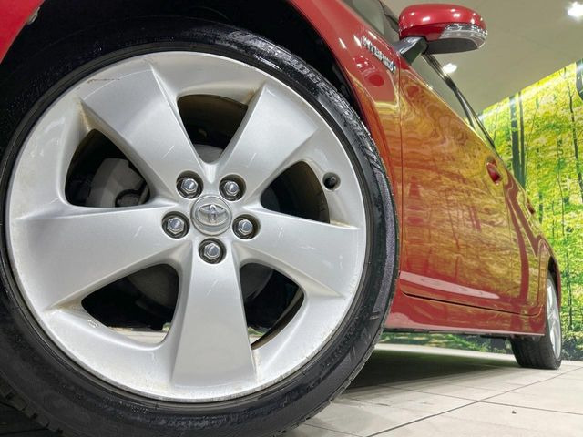 �y����17�C���`�A���~�z�C�[���z�O�ςɃ}�b�`���������A���~�z�C�[���𑕒����Ă���܂��B�e��ЊO�A���~�z�C�[����A�X�^�b�h���X�^�C�����戵�����Ă���܂��B���񂲑��k����������