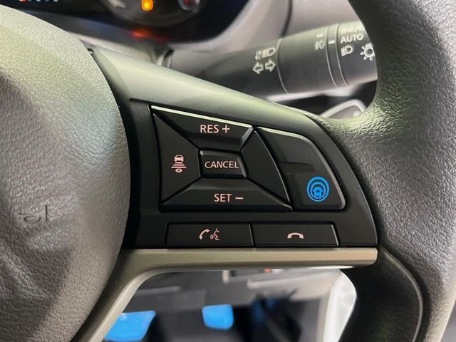 �y�v���p�C���b�g�z�������H�ł̒��������s���y��!!�a�؎��Ə��񑖍s�̃V�[���ŁA�A�N�Z���E�u���[�L�E�X�e�A�����O�������Ő��䂵�A�������^�]�̕��S���y�����Ă���܂���