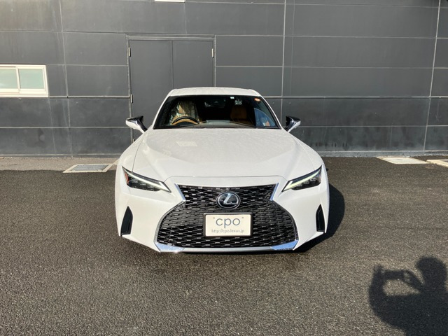 IS300h バージョンL