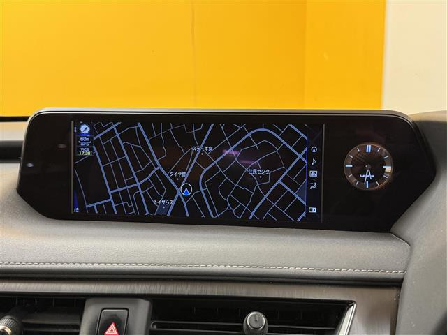 UX250h Fスポーツ