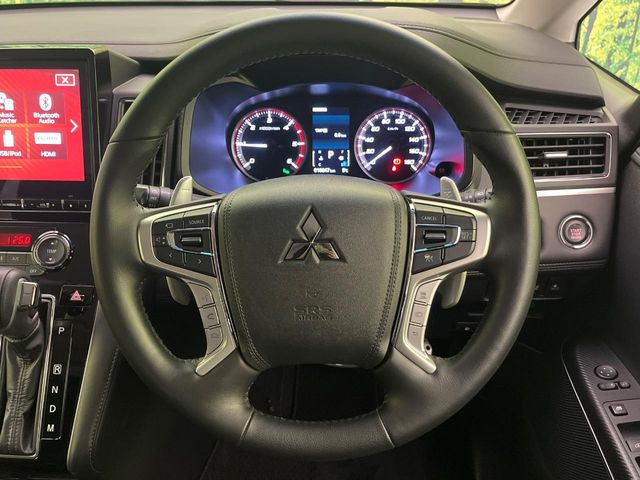 �y�����v�����X�e�A�����O�z�㎿�Ȋv���g�p���邱�ƂŁA��ɂ����������݂ƂĂ��^�]���₷���n���h���ł���