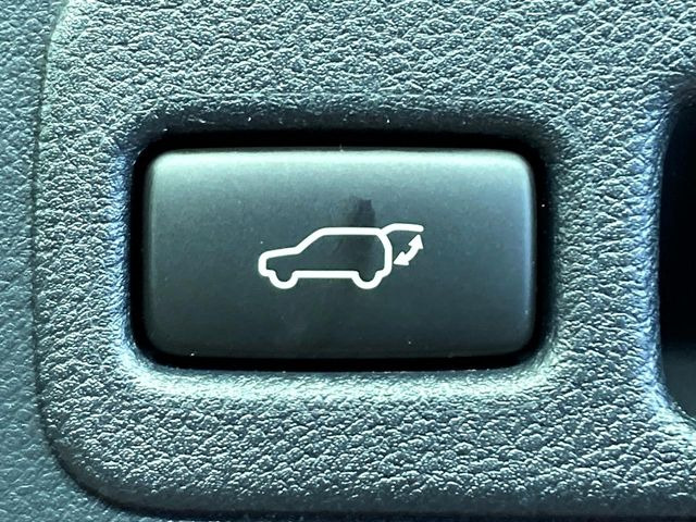 �y�p���[�o�b�N�h�A�z�X�}�[�g�L�[��^�]�Ȃ̃{�^�������������Ń��A�Q�[�g�������ŊJ���܂�!�ו��������Ă��鎞��A�����ʒu�ɂ���o�b�N�h�A��߂�ۂɕ֗��ȋ@�\�ł���