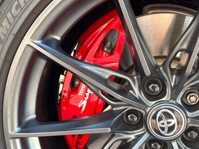 �y�u�����{���L�����p�[�z�n�C�p���[�ԗ��ɂ͋��͂ȃu���[�L���K�{!���E�̃X�[�p�[�J�[�ɂ��̗p�����C�^���A�̍������[�J�[�u�u�����{�v�𑕒�!�F�N�₩�ȃL�����p�[���X�|�[�e�B�Ȉ�ۂ��������Ă܂���