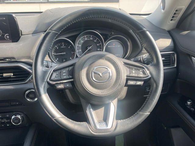 �y�����v�����X�e�A�����O�z�㎿�Ȋv���g�p���邱�ƂŁA��ɂ����������݂ƂĂ��^�]���₷���n���h���ł���