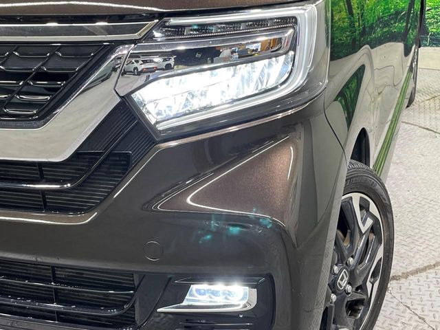 �yLED�w�b�h���C�g�z���V����ԑ��s�����ǍD�Ȏ��E���m�ۂ����S���ĉ^�]�ł��鍂�P�xLED�w�b�h���C�g�𑕔�!�_�����x�������A����d�͂��}�����Ă��܂��B