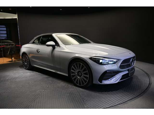 CLEカブリオレ200 スポーツ (ISG搭載モデル)