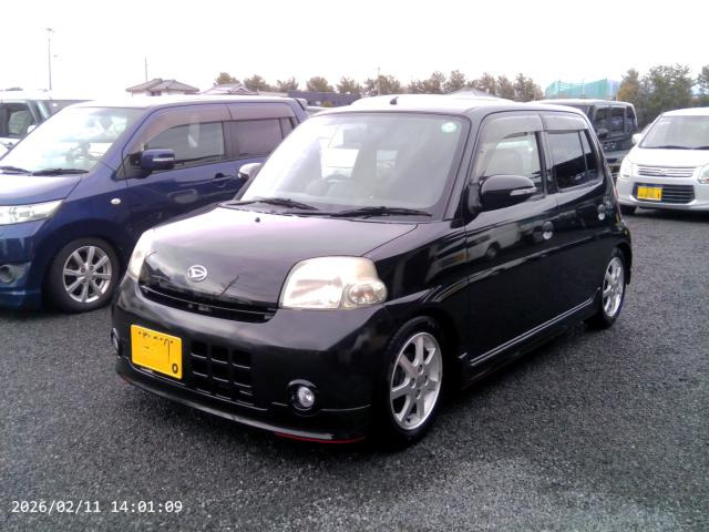 エッセカスタム