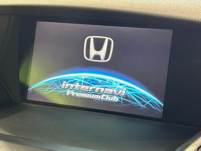 �y���[�J�[�����i�r�z�C���e���A�ɗn�����ރX�^�C���b�V���ȁu��p�݌v�v���[�J�[�i�r�𑕔��􎋔F���⑀�쐫�ȂǊ�{���\�ɂ��D��A���㎿�ȃJ�[���C�t�����y���݂��������܂��B