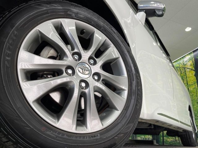 �y����16�C���`�A���~�z�C�[���z�O�ςɃ}�b�`���������A���~�z�C�[���𑕒����Ă���܂��B�e��ЊO�A���~�z�C�[����A�X�^�b�h���X�^�C�����戵�����Ă���܂��B���񂲑��k����������