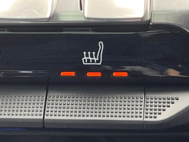 ���t�����g�V�[�g�q�[�e�B���O:�^�]�ȁE����ȋ��ɎO�i�K�Œ��߂��\�ȃV�[�g�q�[�^�[�𑕔����Ă���܂��B�G�߂��킸���K�ɂ��g�p���������܂��B