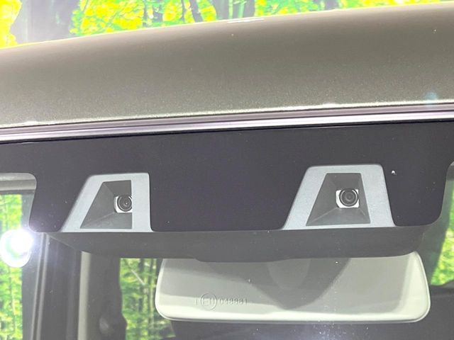 ���s���ɑO���̎ԗ�����F�����A�Փ˂������Ȏ��͌x��ƃu���[�L�ŏՓˉ���Ɣ�Q�y�����A�V�X�g�B�����S�Ƀh���C�u�����y���݂��������܂��B