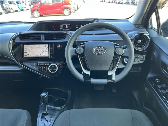 アクア1.5 S スタイルブラック