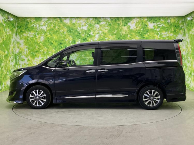 エスクァイア2.0 Gi プレミアムパッケージ ブラックテイラード