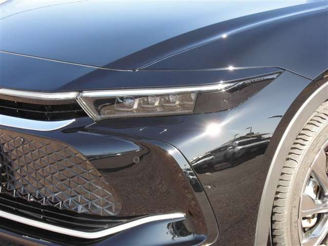 クラウンクロスオーバー2.5 G アドバンスト レザー パッケージ E-Four 4WD