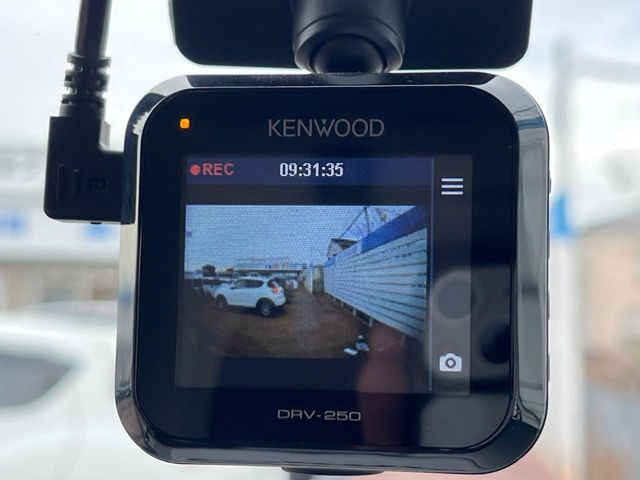 �y�h���C�u���R�[�_�[�z�h���C�u���R�[�_�[����!���s���͂������A������^�]�⎖�̂ɑ��������ہA�f���ŋL�^���A����̃��X�N�ɔ����܂��B���L�^�pSD�J�[�h�͂��q�l�����g�ł��������������K�v������܂��B