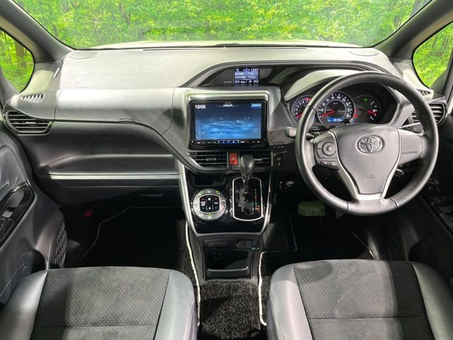 ヴォクシー2.0 ZS 煌III