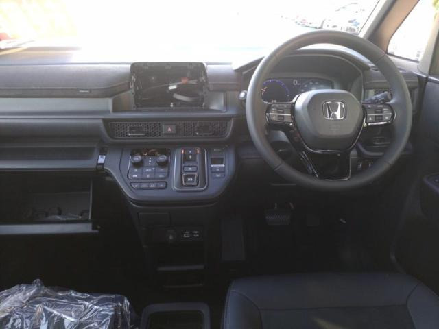 ステップワゴン2.0 e:HEV スパーダ プレミアムライン ブラック エディション