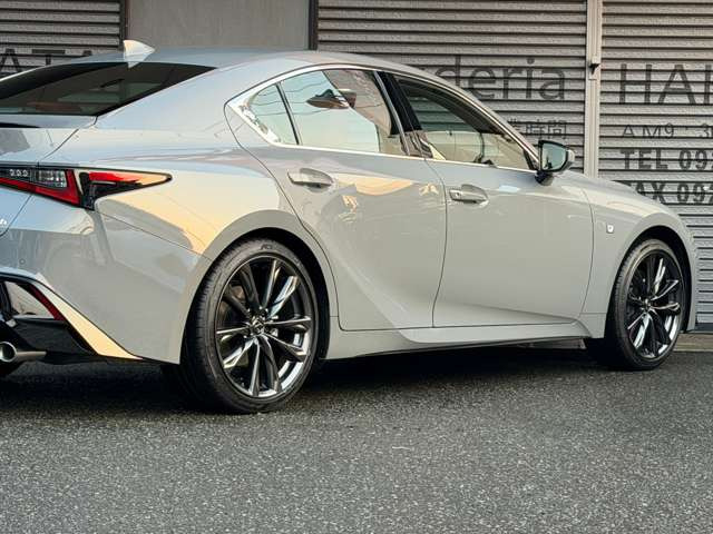 �g�����N�X�|�C���[�ELED�����R���r�l�[�V���������v�E���E2�{�o���}�t���[�G���h�B