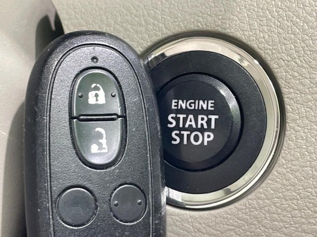 �y�L�[���X�X�^�[�g�V�X�e���z�J�o����|�P�b�g�ɓ��ꂽ�܂܂ł��h�A�̎{���E�������\�ȃX�}�[�g�L�[�𑕔��B�G���W���̃I���E�I�t�����J�M�����o���K�v����������Ƃ��Ă��֗��ł���