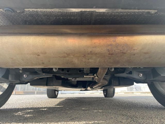 下回りがきれいなうちに、防錆加工の施工がオススメ。降雪地域はもちろん、沿岸部にお住いの方や、趣味でマリン・ウィンタースポーツをされる方にご好評いただいております。