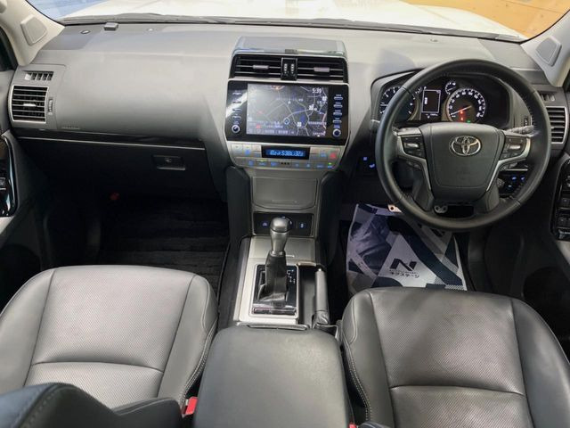 グループ総在庫数約30,000台!!全国の系列店からメーカー・車種問わずご紹介出来るので、あなたにピッタリのお車が見つかるはずです♪まずはお問い合わせ下さい☆