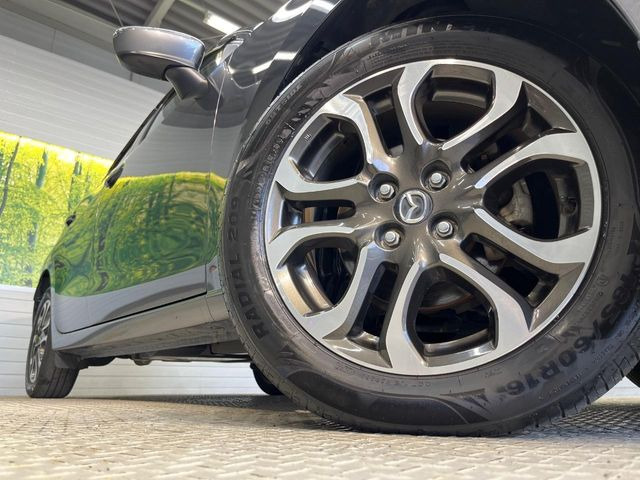 �y����16�C���`�A���~�z�C�[���z�O�ςɃ}�b�`���������A���~�z�C�[���𑕒����Ă���܂��B�e��ЊO�A���~�z�C�[����A�X�^�b�h���X�^�C�����戵�����Ă���܂��B���񂲑��k����������