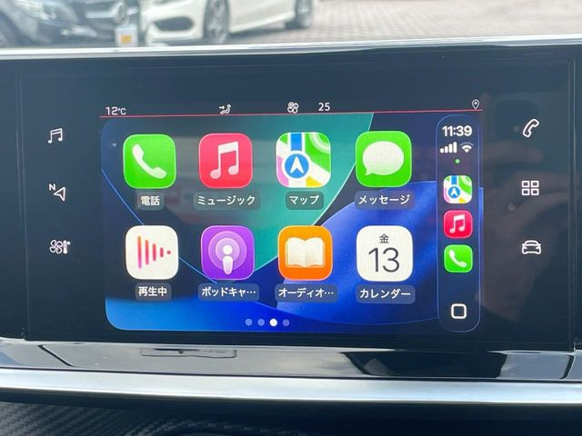 ��Apple Car Play:�X�}�z�Ƃ̗L���ڑ��ŁA�i�r�E�I�[�f�B�I�Đ��ȂǃX�}�z�̃A�v���@�\����ʂł��g����֗��@�\�ł�!