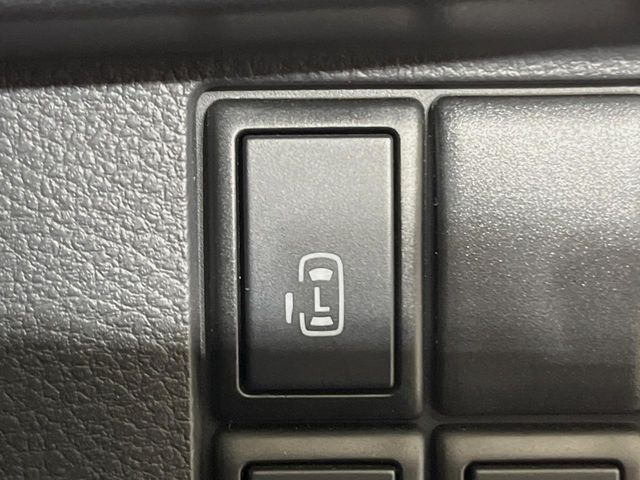 �y�p���[�X���C�h�h�A�z�X�}�[�g�L�[��^�]�Ȃ̃X�C�b�`�ŃX���C�h�h�A�̊J���\���d��������͂����ăh�A���J����K�v�������A���������q�l�ł��A�d���ו��������Ă��鎞�����N�ɊJ���߂ł��܂���