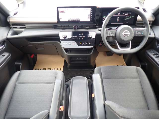 セレナ1.4 e-POWER ハイウェイスターV