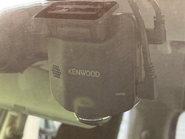 �y�h���C�u���R�[�_�[�z���S�E���S�ȃJ�[���C�t�ɕK�{�̃h���C�u���R�[�_�[�𑕔�!���s���͂������A������^�]�⎖�̂ɑ��������ۂ̏󋵂��f���ŋL�^���A����̃��X�N�ɔ����܂��B