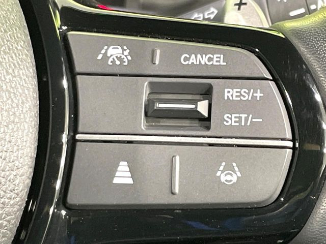 �y�A�_�v�e�B�u�N���[�Y�R���g���[���z�������H�ł̒��������s���y��!!�����ő��x��ۂN���[�Y�R���g���[�����A�Փˌy���V�X�e���ƘA�g���A�O���̎ԗ������m���ĎԊԂ�ۂ悤�ɑ��x���߂��Ă���܂�!!