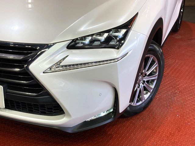 �y�O��LED�w�b�h���C�g�z���V����ԑ��s�����ǍD�Ȏ��E���m�ۂ����S���ĉ^�]�ł��鍂�P�xLED�w�b�h���C�g�𑕔�!�_�����x�������A����d�͂��}�����Ă��܂��B