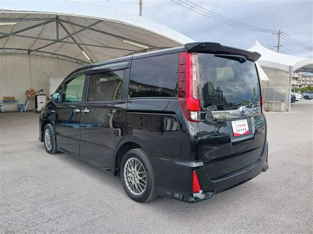 ノア1.8 ハイブリッド Si W×B