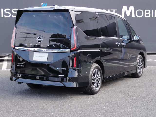 セレナ1.4 e-POWER ルキシオン