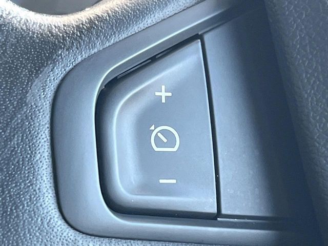 ���I�[�g�N���[�Y�R���g���[��:�������H�⎩���Ԑ�p���H���ɂāA�葬���q���\�ƂȂ�֗��ȋ@�\�ł��B�������ړ��̍ۂł����ɂ����֗��ɂ��g�����������܂���