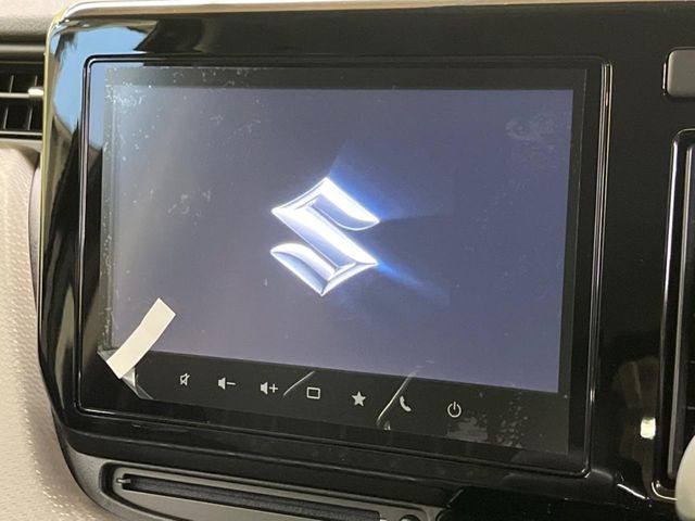 �y���[�J�[9�^�i�r�z�C���e���A�ɗn�����ރX�^�C���b�V���ȁu��p�݌v�v���[�J�[�i�r�𑕔��􎋔F���⑀�쐫�ȂǊ�{���\�ɂ��D��A���㎿�ȃJ�[���C�t�����y���݂��������܂��B