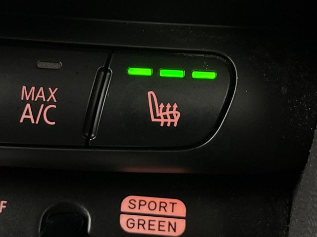 ���t�����g�V�[�g�q�[�e�B���O:�^�]�ȁE����ȋ��ɎO�i�K�Œ��߂��\�ȃV�[�g�q�[�^�[�𑕔����Ă���܂��B�G�߂��킸���K�ɂ��g�p���������܂��B