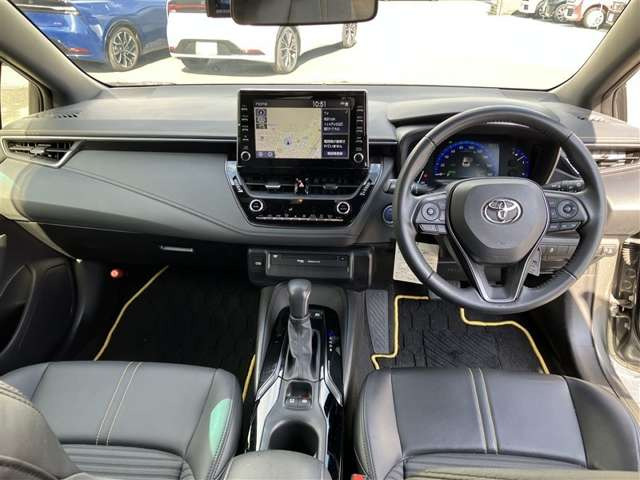 カローラスポーツ1.8 ハイブリッド G