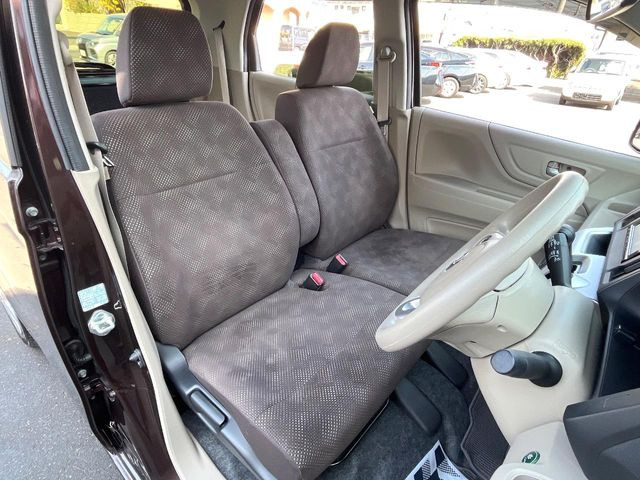 �^�]�ȃV�[�g���͎g�p�������Ȃ��A�ǍD�ȏ�ԂƂȂ��Ă��܂��B���J�Ɏg���Ă������Ƃ��悭�킩��܂��ˁB