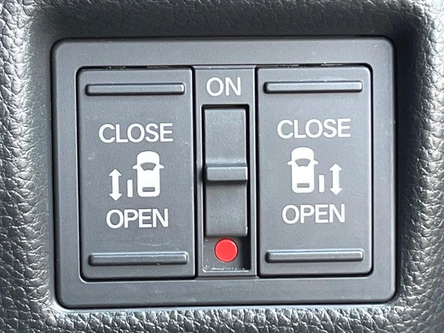 �y�����p���[�X���C�h�h�A�z�X�}�[�g�L�[��^�]�Ȃ̃X�C�b�`�Ō�ȗ����X���C�h�h�A�̊J���\���d��������͂����ăh�A���J����K�v�������A�����Ȃ��q�l�ł��ȒP�ɊJ���߂ł����K�ł���