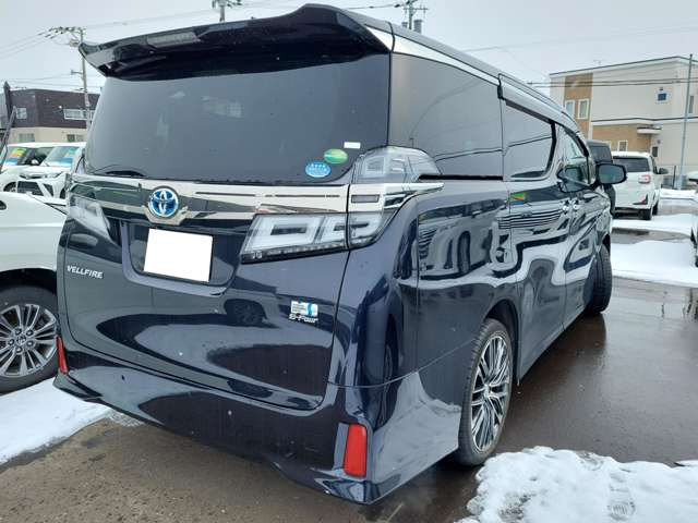 ヴェルファイアハイブリッド 2.5 ZR E-Four 4WD