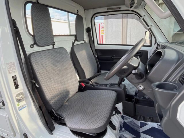 �^�]�ȃV�[�g���͎g�p�������Ȃ��A�ǍD�ȏ�ԂƂȂ��Ă��܂��B���J�Ɏg���Ă������Ƃ��悭�킩��܂��ˁB