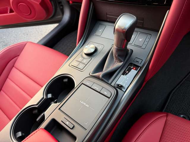 �^�b�`�p�b�h�������[�g�^�b�`(�i�r�̑���Ȃǂ��o���܂�)