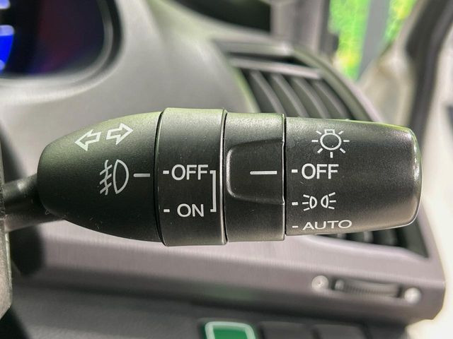 �y�I�[�g���C�g�z����̖��邳�ɉ����Ď����Ńw�b�h���C�g�̓_���E�������ł���@�\�ł�!���C�g�̕t���Y��E�����Y��Ȃǂ������Ȃ�A�J�̓���[���̑��s�����S!�g���l���ʉߎ����֗��ł��ˁ�