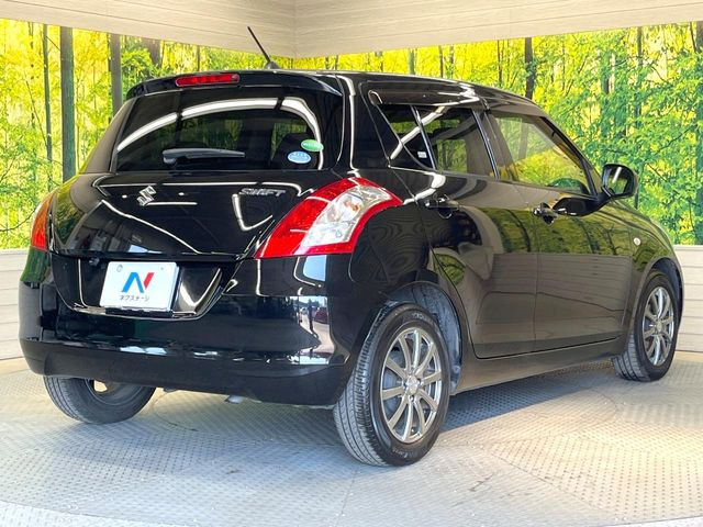 ��D�]�𒸂��Ă���܂��{�f�B�̒e�X�v���b�V���R�[�g���D�]��t���B�ʏ�̃K���X�R�[�g�ƈقȂ�A�ϋv�N��6�N�̖��@���K���X�R�[�e�B���O���A�{�f�B���L���C�ȏ�Ԃɕۂ��Ă���܂��B