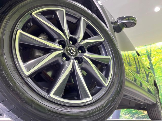 �y����19�C���`�A���~�z�C�[���z�O�ςɃ}�b�`���������A���~�z�C�[���𑕒����Ă���܂��B�e��ЊO�A���~�z�C�[����A�X�^�b�h���X�^�C�����戵�����Ă���܂��B���񂲑��k����������