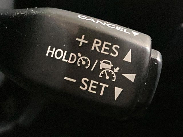 �y���[�_�[�N���[�Y�R���g���[���z�������H�ł̒��������s���y��!!�����ő��x��ۂN���[�Y�R���g���[�����A�Փˌy���V�X�e���ƘA�g���A�O���̎ԗ������m���ĎԊԂ�ۂ悤�ɑ��x���߂��Ă���܂�!!